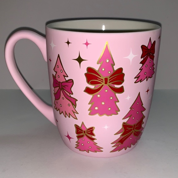 Peppermint and Pine Pink Mug with Festive Tree Design - Picture 2 of 9